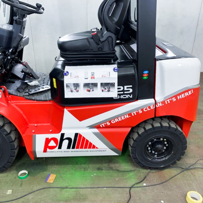 Forklift with coloured wrap vinyl and cut vinyl